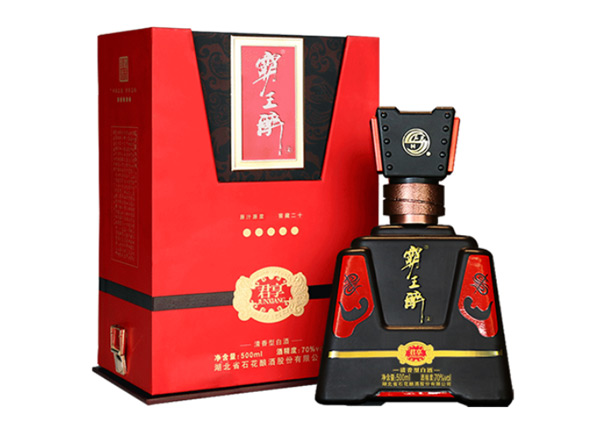 江门石花霸王醉回收霸王醉君享70度白酒礼盒