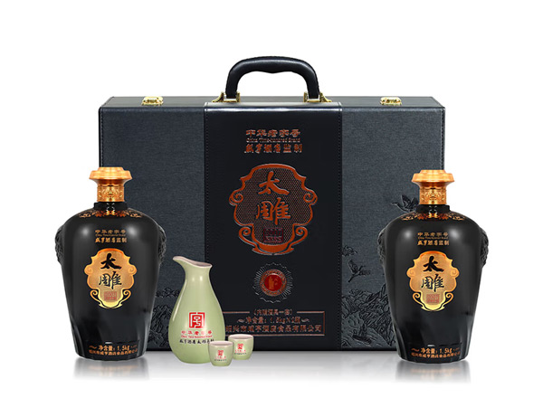 江门咸亨酒店太雕黄酒回收太雕2007原酿礼盒1.5kg*2糯米酒半甜绍兴黄酒行情价格