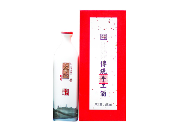 江门抱龙山牌大禹黄酒回收大禹二十年陈酿手工冬酿20年传统手工酒行情价格